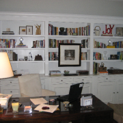 Wall-to-wall bookcases 